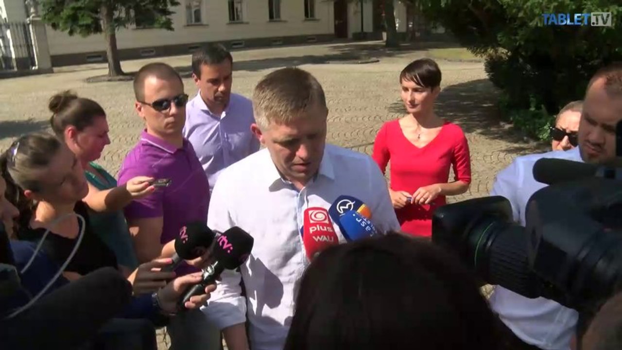 ZÁZNAM: Premiér R. Fico vyzval R. Procházku, aby hovoril s P. Kubíkom o neuplatnení pohľadávky