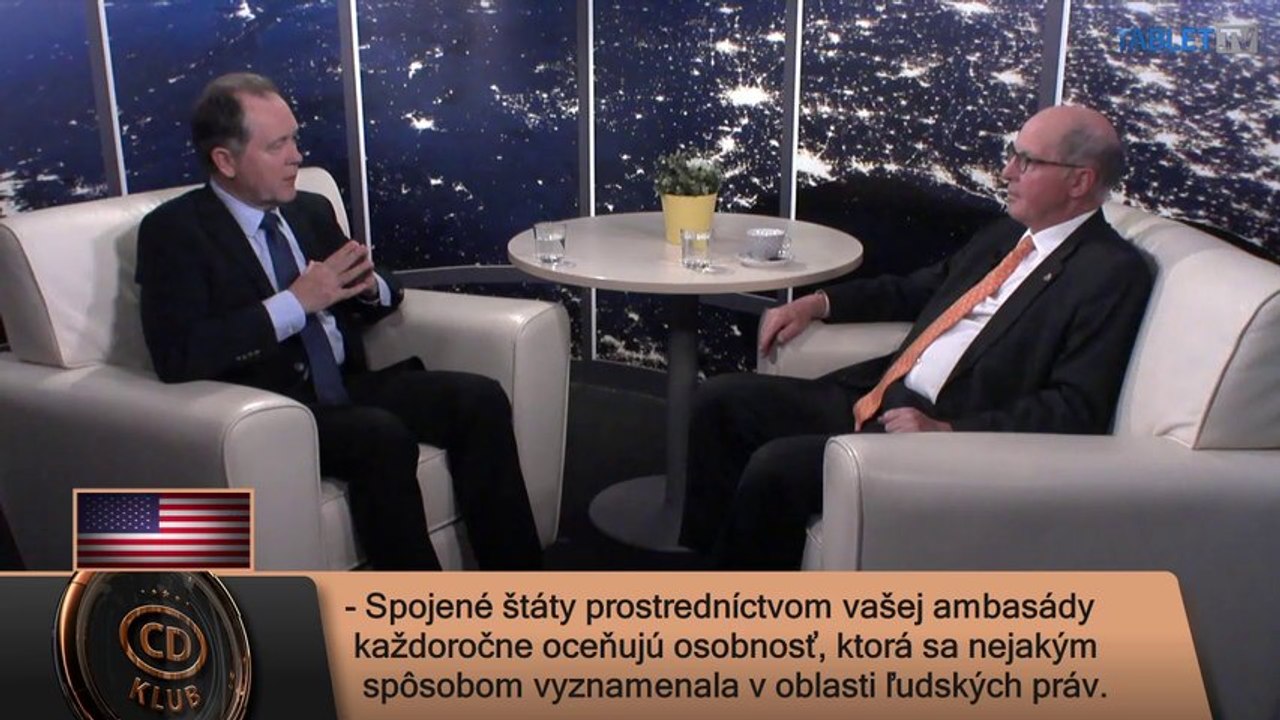 T. SEDGWICK: Aj na Slovensku funguje ruská propaganda, ktorej mnoho ľudí uverilo