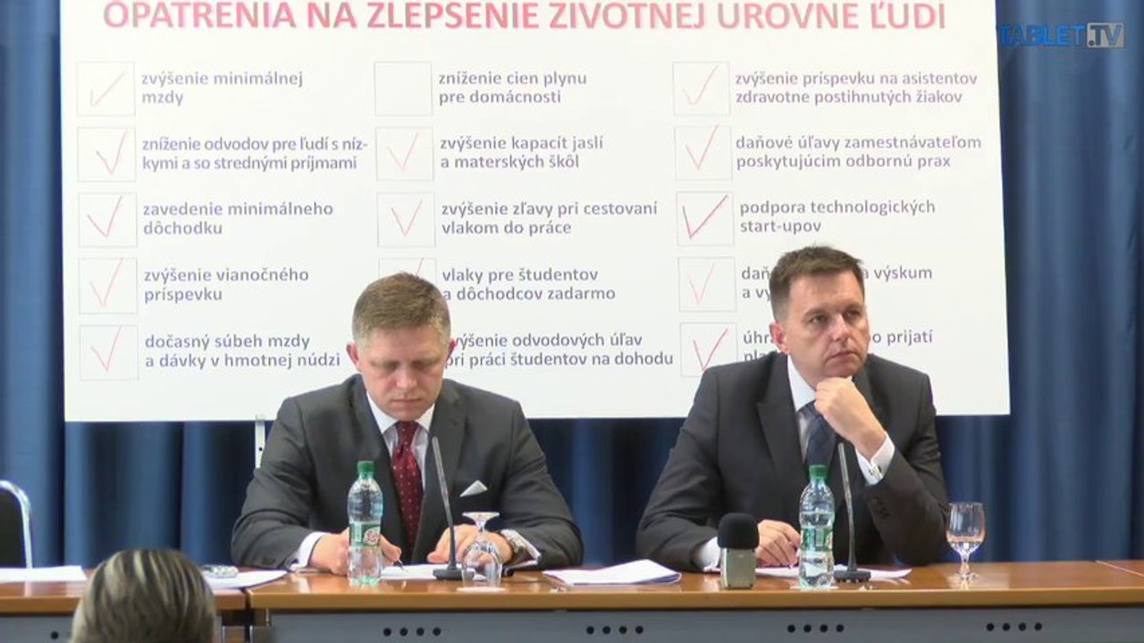 ZÁZNAM po skončení rokovania vlády: R. Fico a P. Kažimír o podpore technologických startupov