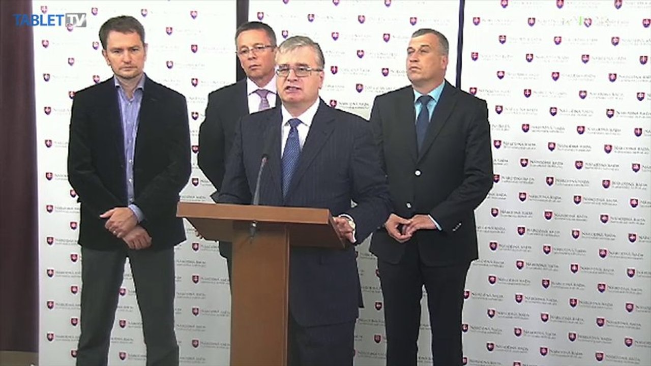 ZÁZNAM: Opozičné strany k mimoriadnemu finančnému výboru