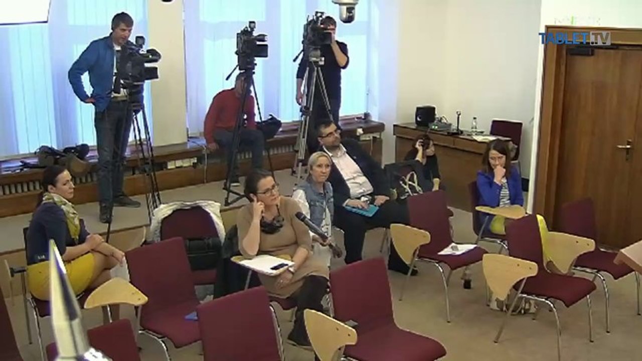 ZÁZNAM: Frešo a Potičný k zákonu o zrušení poplatkov