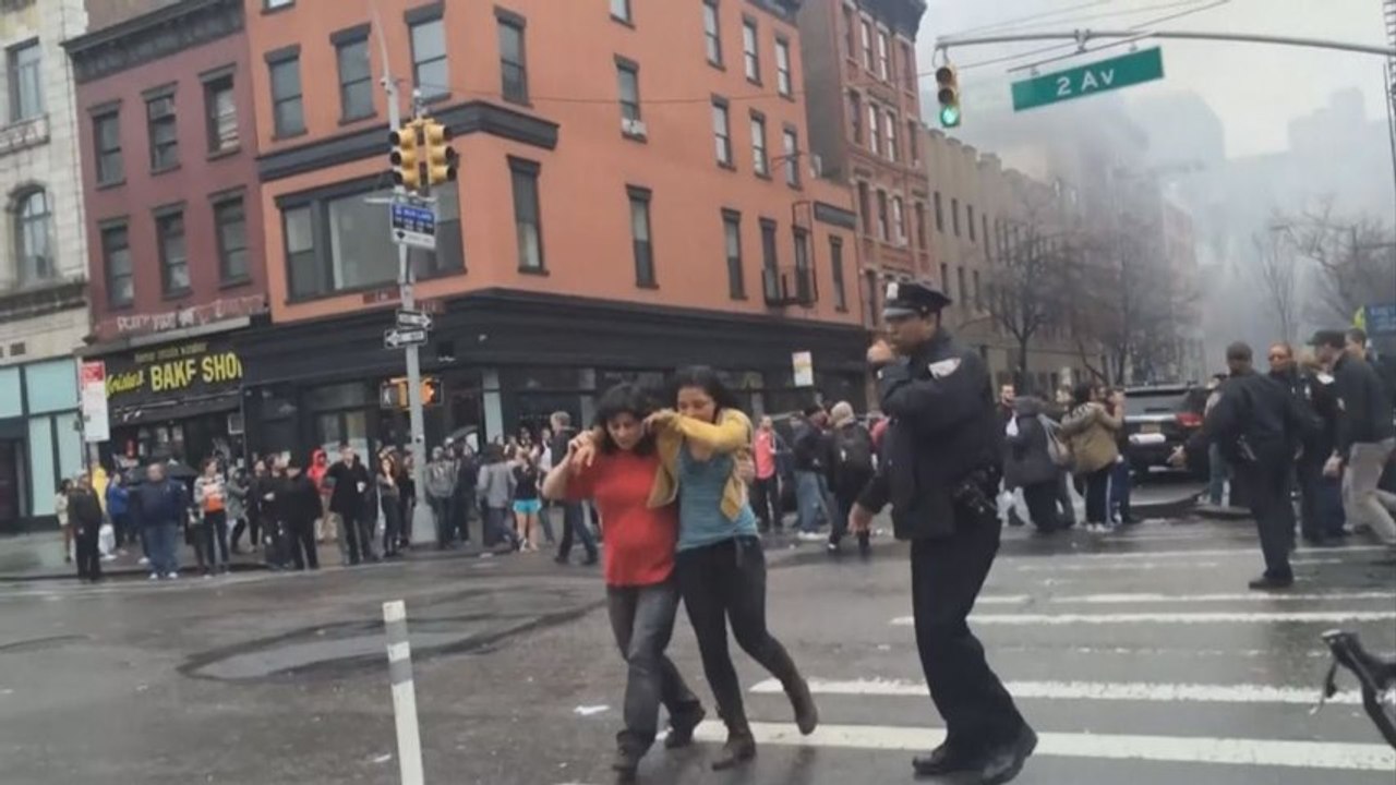 V New Yorku sa zrútili dva domy, hlásia najmenej 19 zranených