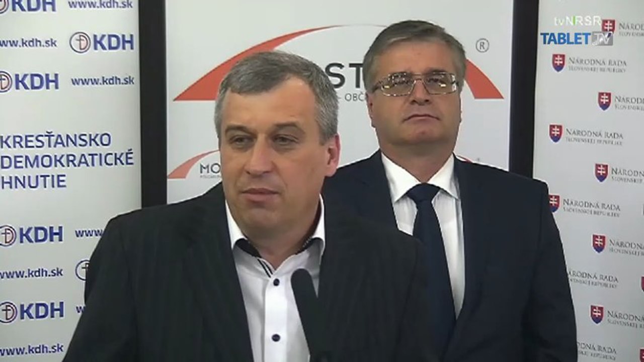 ZÁZNAM: Švejna a Zajac ku stanovisku guvernéra NBS
