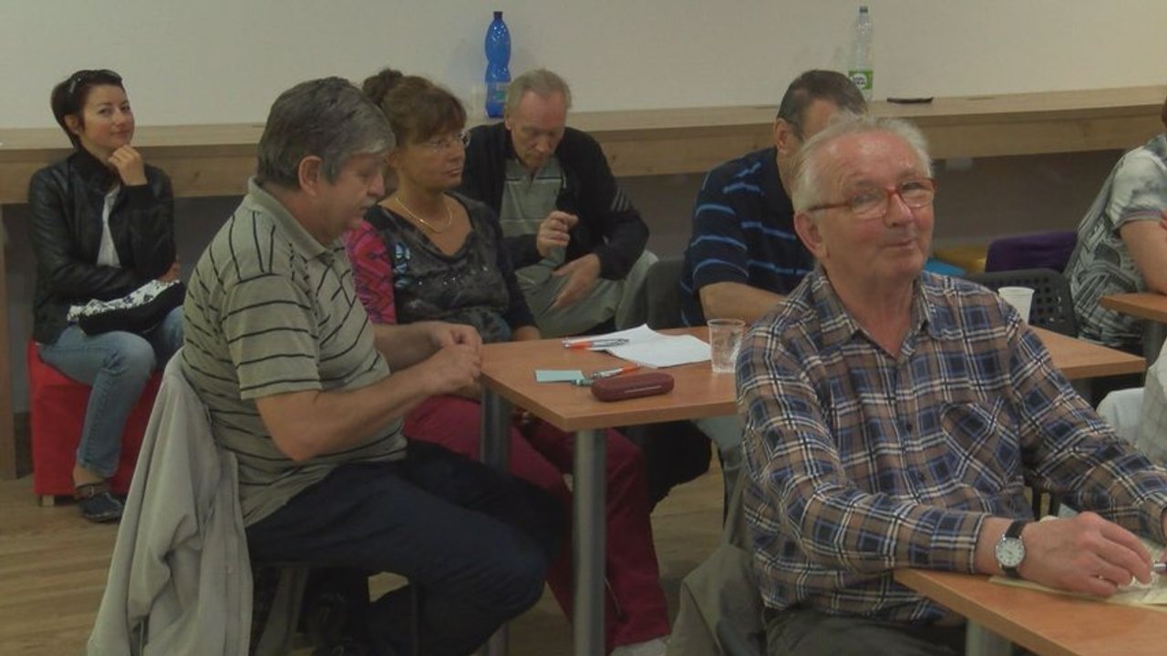 Je na sporiteľoch, či sa rozhodnú zostať alebo vystúpiť z 2. piliera