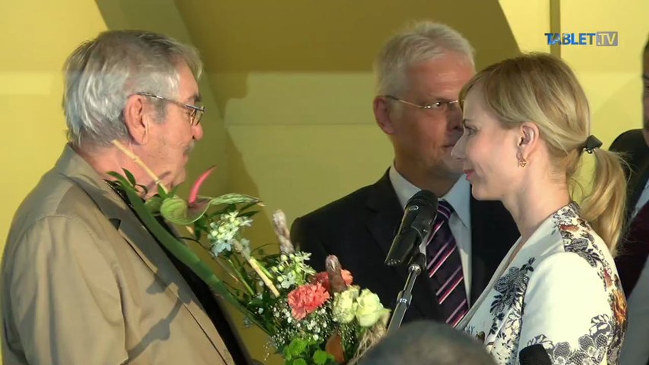 ZÁZNAM: SNS udelila ocenenie Rad Martina Rázusa hercovi Štefanovi Kvietikovi