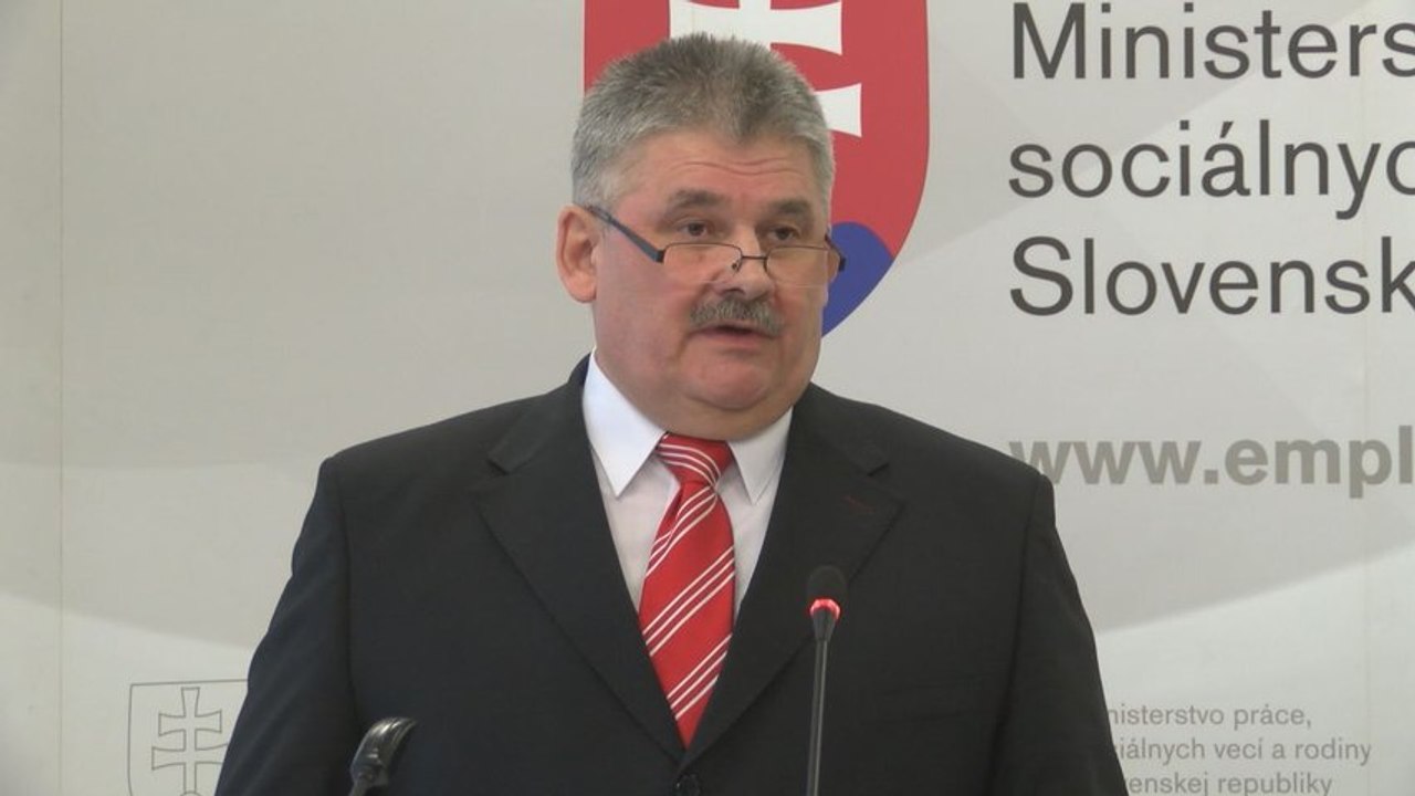 Nezamestnanosť v decembri 2014 mierne stúpla, dosiahla úroveň 12,29 %