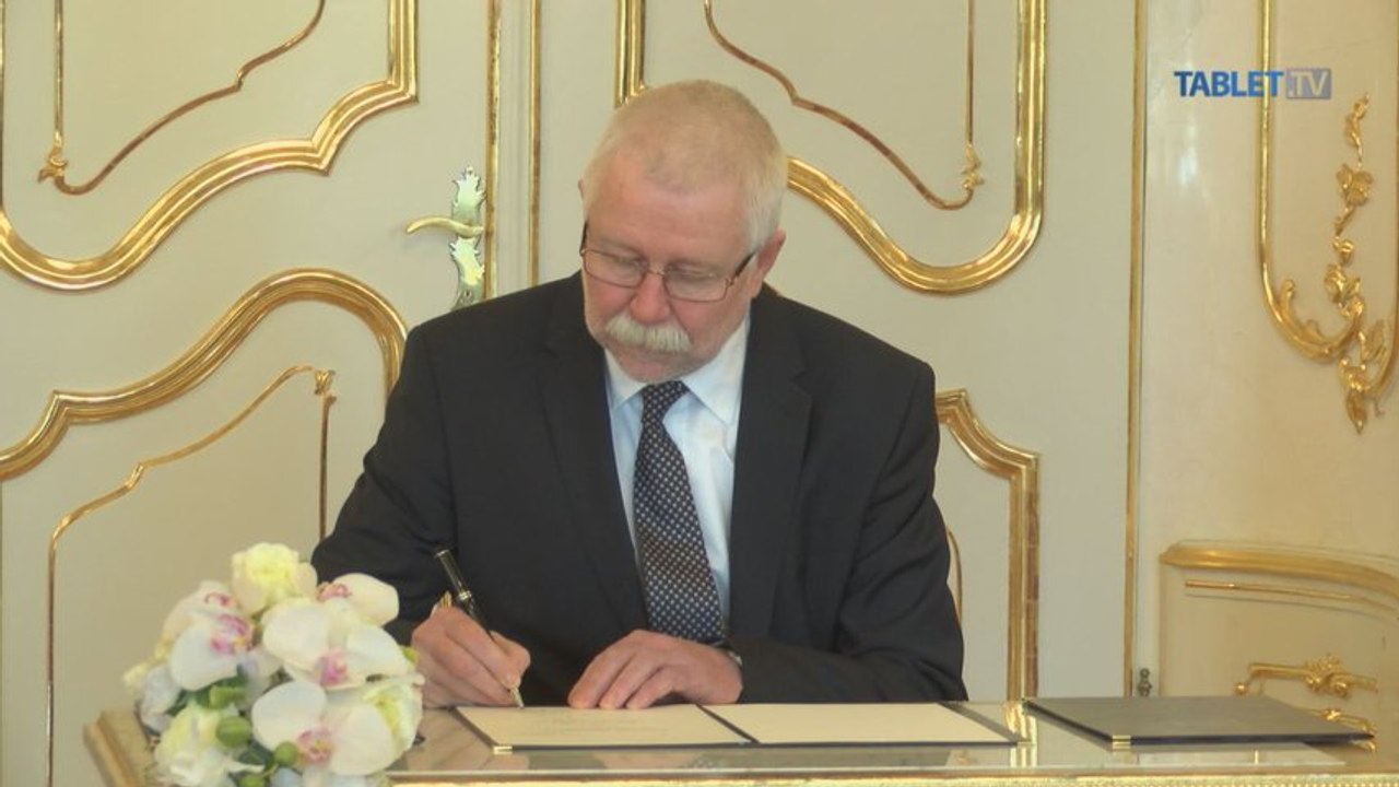 Prezident vymenoval nového predsedu SAV Pavla Šajgalíka
