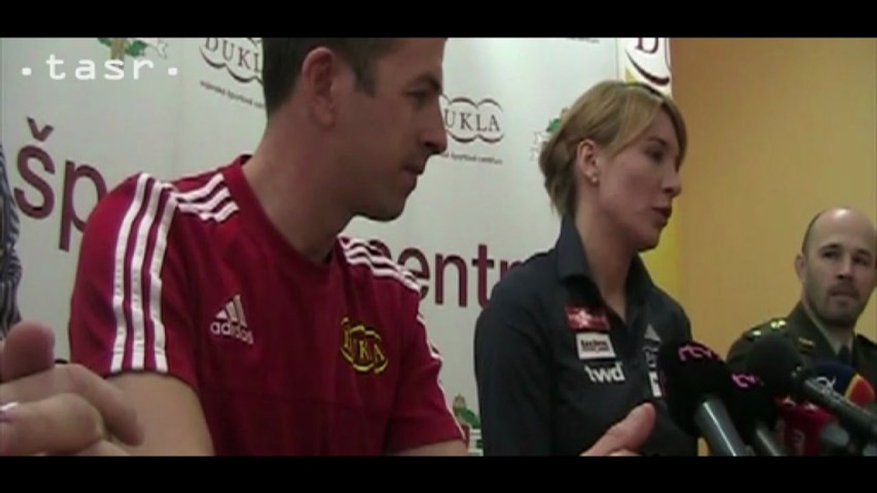 Anastasia Kuzminová oznámila tehotenstvo