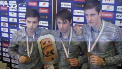 =tasr= GODLA PO NAVRATE DOMOV 7.1.2015