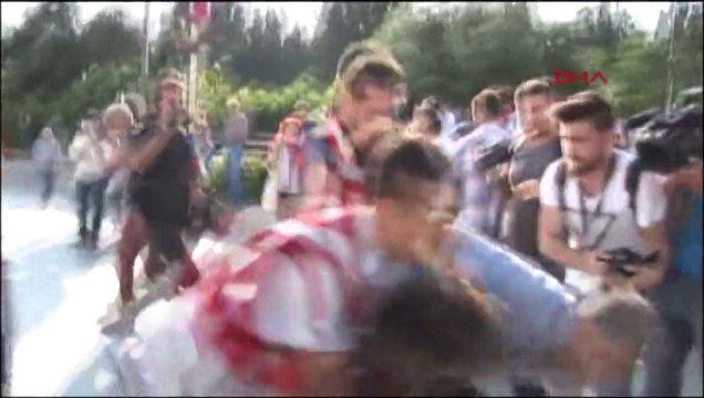 Şişli'deki Suruç eyleminde polis müdahalesi!