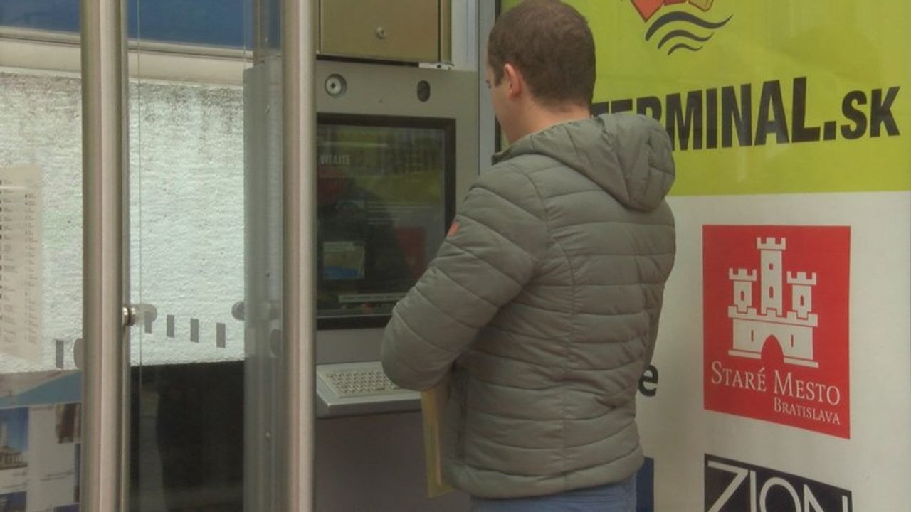 Z telefónnych búdok budú multifunkčné terminály, pripojíte sa aj na WiFi