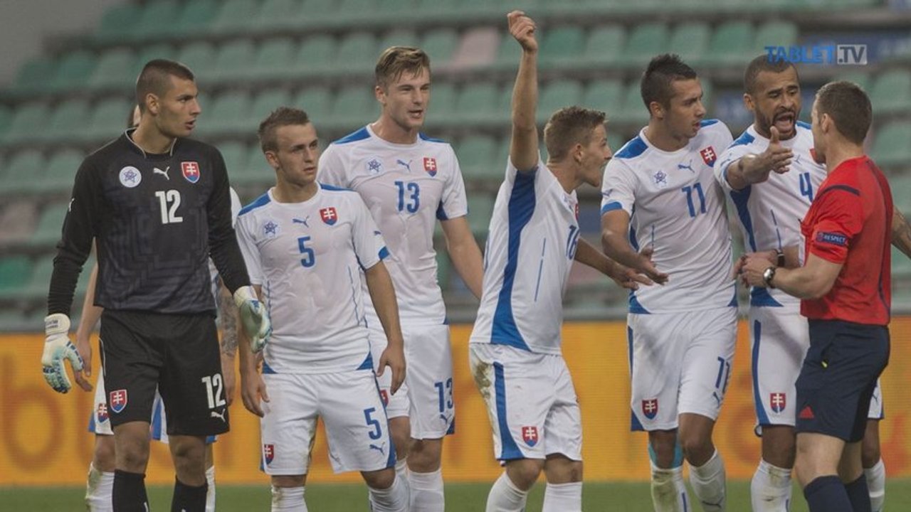 Slovenskú 21 poškodil rozhodca, s Talianskom prehrala 1:3
