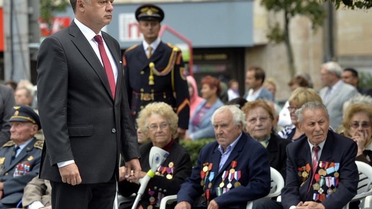 Poludňajšie správy