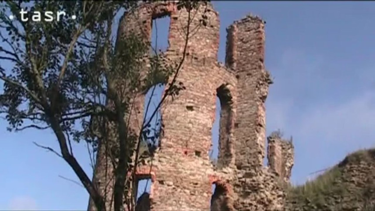 PLAVEČ: Miestny hrad má potenciál stať sa po obnove turistickou atrakciou
