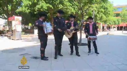 Joaquin Guzman seen as Mexican 'folk hero' by some