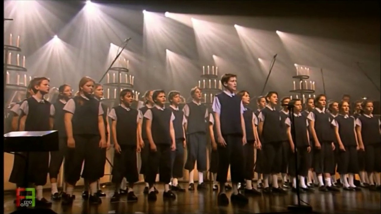 22. Les Choristes - ''In Memoriam''. ( En Concert ).