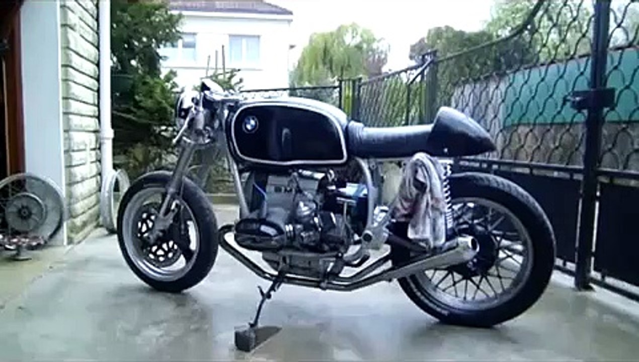 Test modifications train avant sur café racer BMW R100 /1000cc