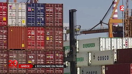 A Athènes, le port du Pirée quasiment à l'arrêt