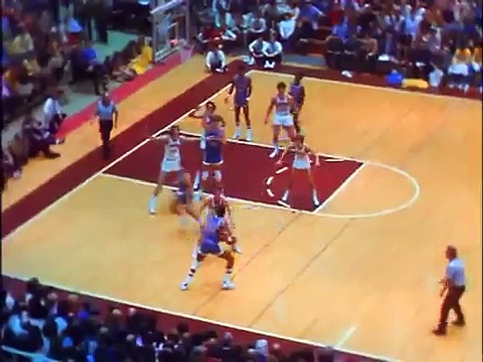 John Wooden's UCLA Offense