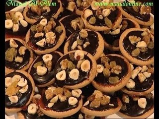 بسكويت بالشوكولاتة والمكسرات - منال العالم