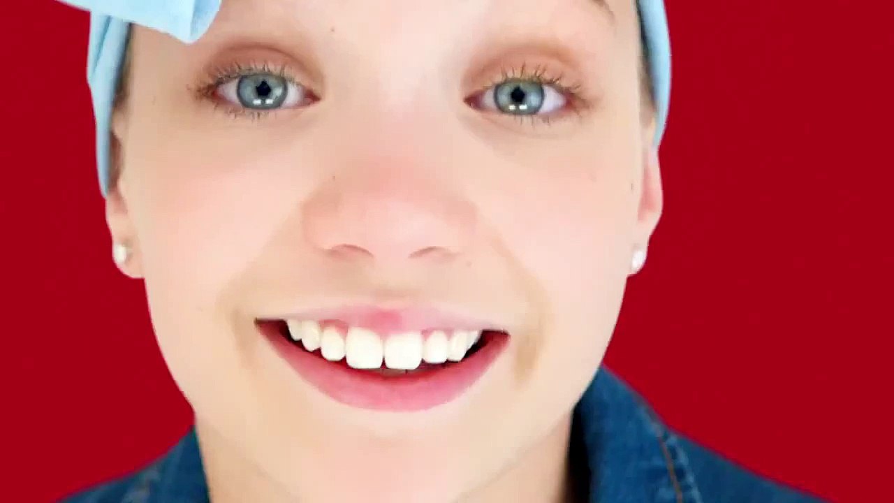 Maddie Ziegler-Target Jeans Commercial ''Back to School''