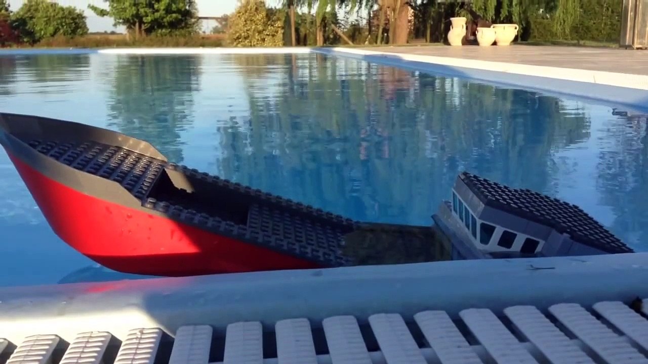 Lego cargo ship sinking