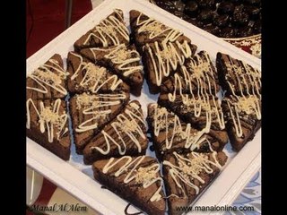 مثلثات كيك الشوكولاتة - منال العالم