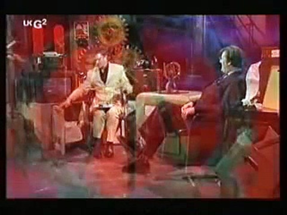 Stephen Fry on Room 101 - 2/3