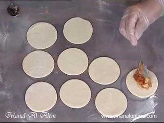 فطائر بالدجاج والخضار2 - منال العالم