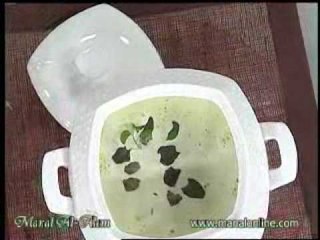 شوربة البازيلاء - منال العالم