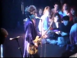 Johnny Thunders 1987 at the Roxy -  * Dead or alive* Featuring Barry Jones- guitar