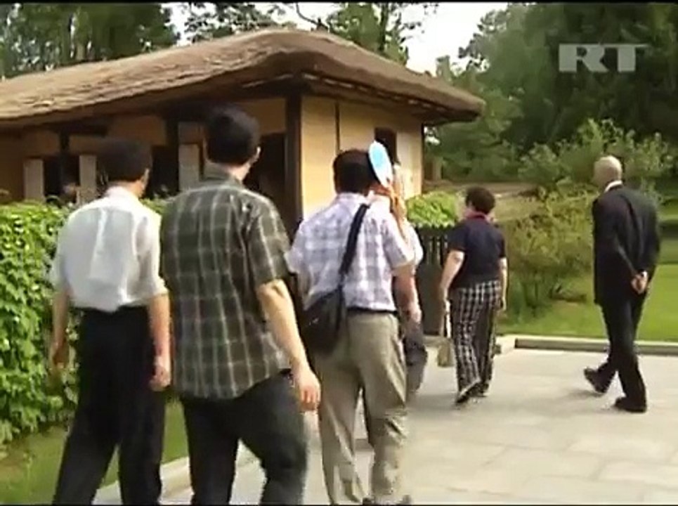 North Korea - Behind The Scenes (Documentary)