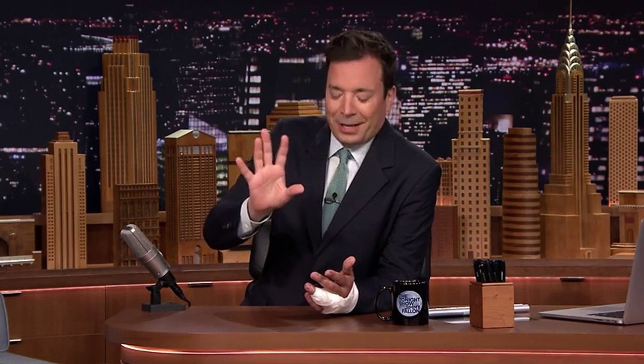 Jimmy Fallon Explains His Finger Injury
