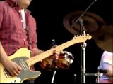 Eddie Vedder & Ben Harper 'Under Pressure' Hard Rock Calling 2010.mp4