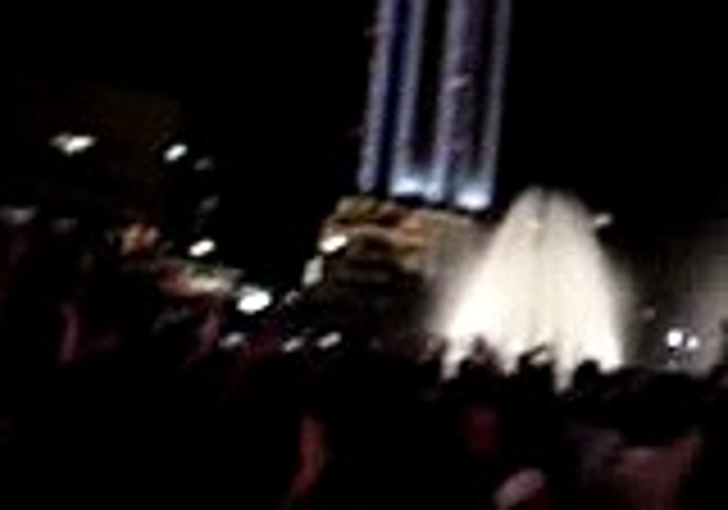 UAE National Anthem - Dubai Fountain