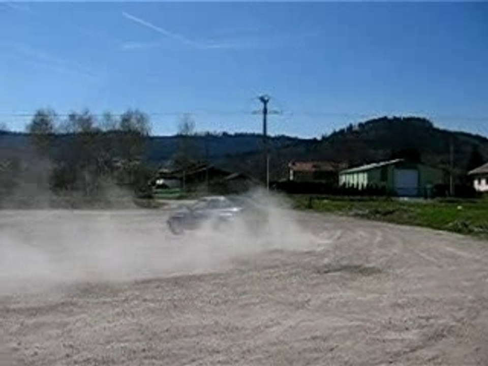 dérapage incontrôlé d'ADAMA