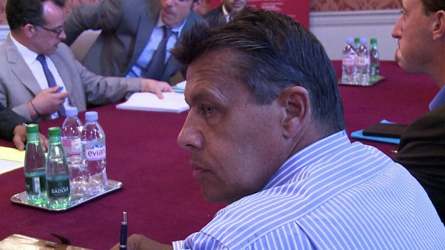 Eleveurs en colère: Le Foll refuse de désigner des coupables