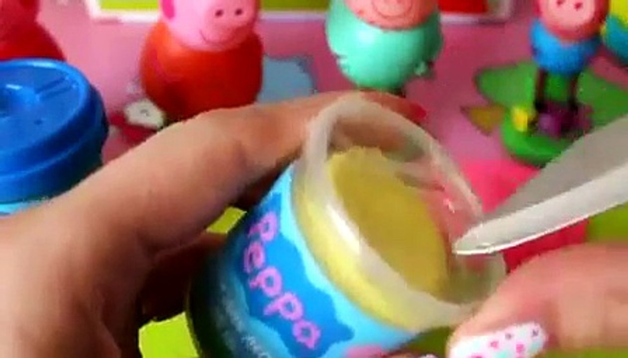 Play-Doh Cupcake Tower Sweet Shoppe ♥ Play-Doh Peppa Pig Frosting Mummy Pig n Daddy Pig clay toys