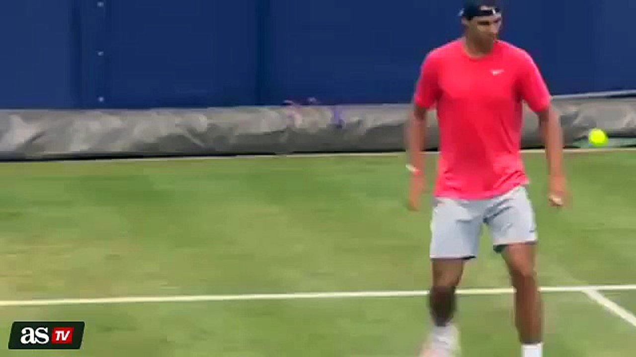 Nadal keeppy 20 keepy uppys with tennis ball