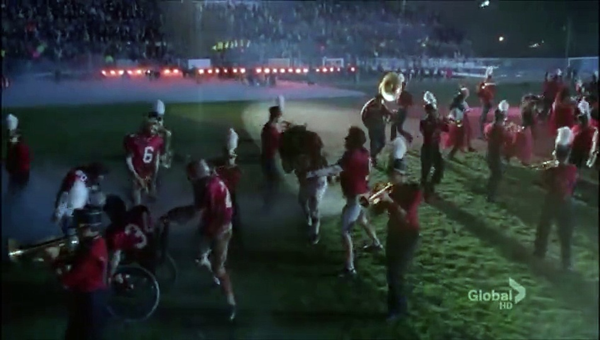 Glee - Thriller Heads Will Roll Full Performance Official Music Video -  video Dailymotion