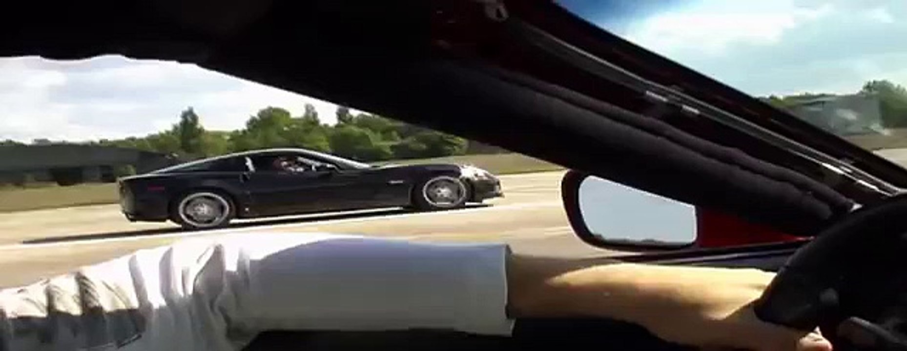 Corvette Z06 V8 Vs. Toyota Supra T88 Single Turbo