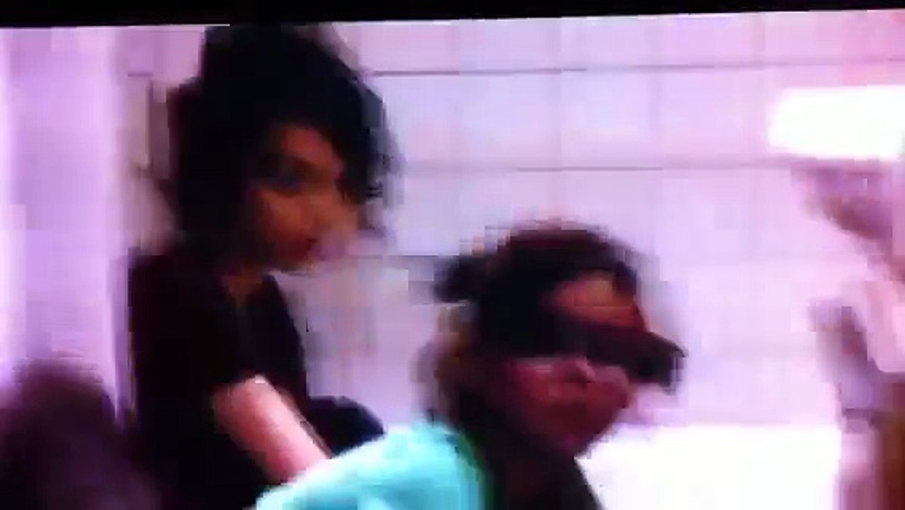 Modern family relax its only hair