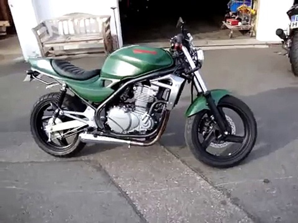 Cafe Racer Kawasaki ER5 - video Dailymotion