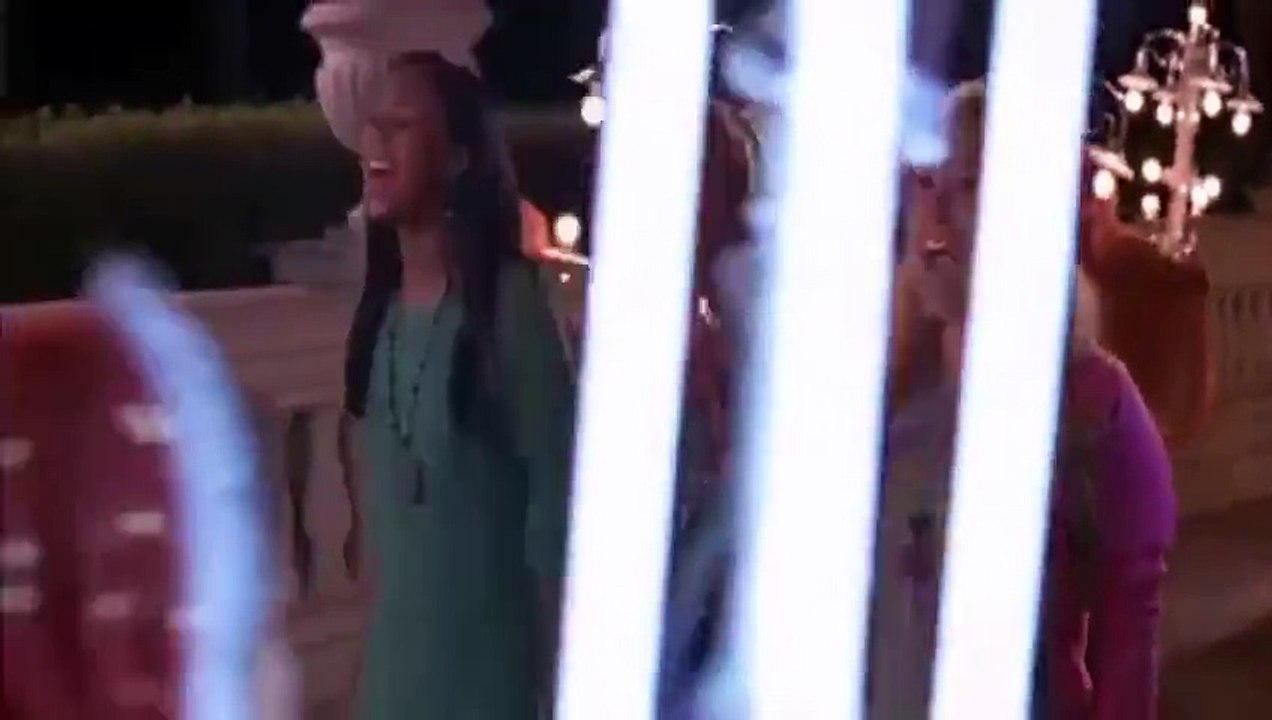 24 - Fly Away The Cheetah Girls 3 [Music Video Oficial]