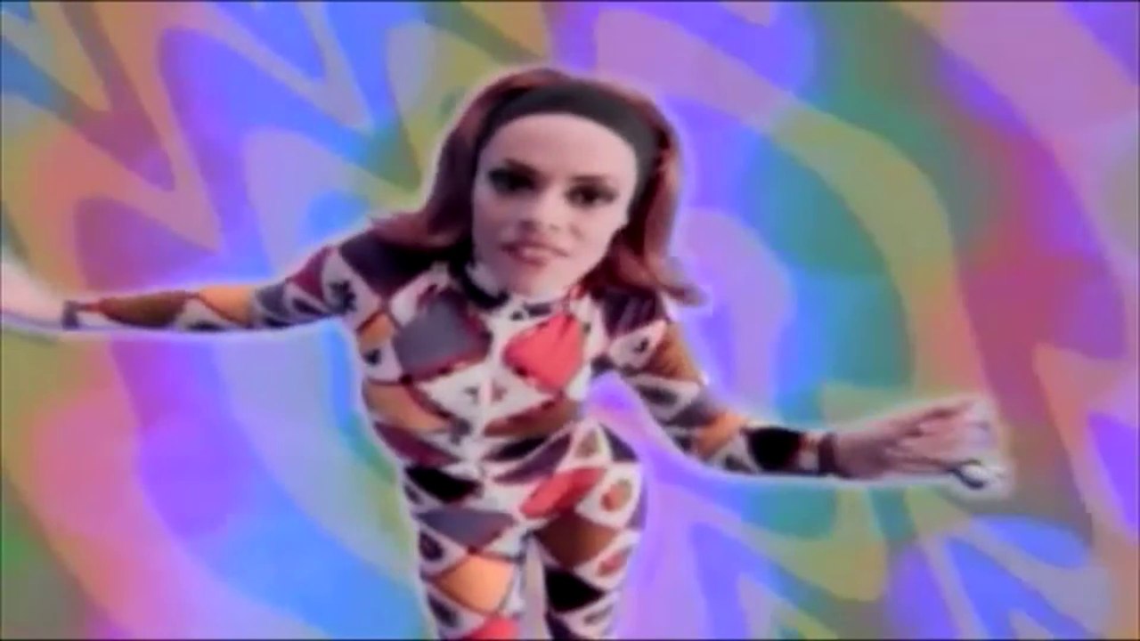DEEE LITE - GROOVE IS IN THE HEART - REMIX VERSION