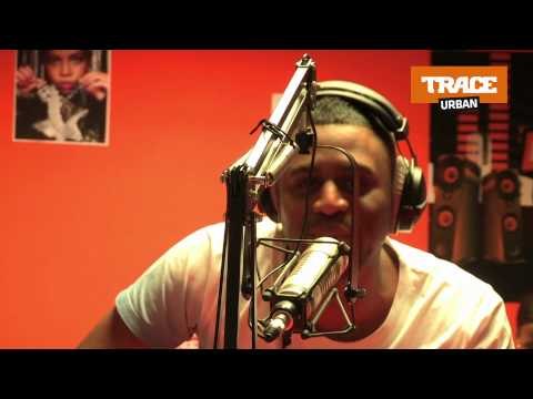 Axel Tony interprète Ma Reine en direct des studios de TRACE FM en Martinique (Exclu)