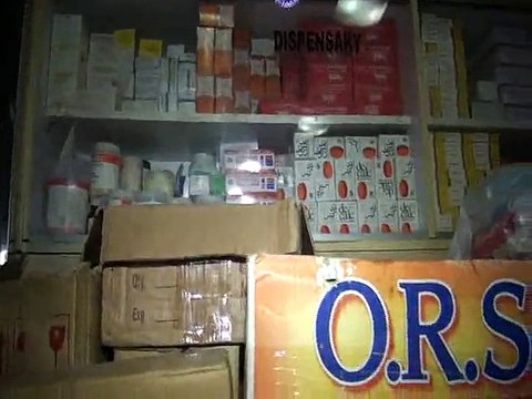 Dr. Asif Mehmood Jah Customs Health care Society is actively taking part in relief operations in Layya(2)