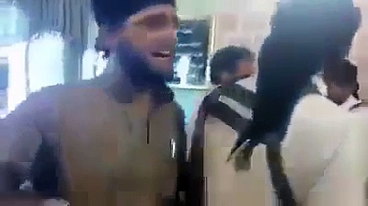 هكذا يبيع داعش الإيزيديات في سوق السبايا