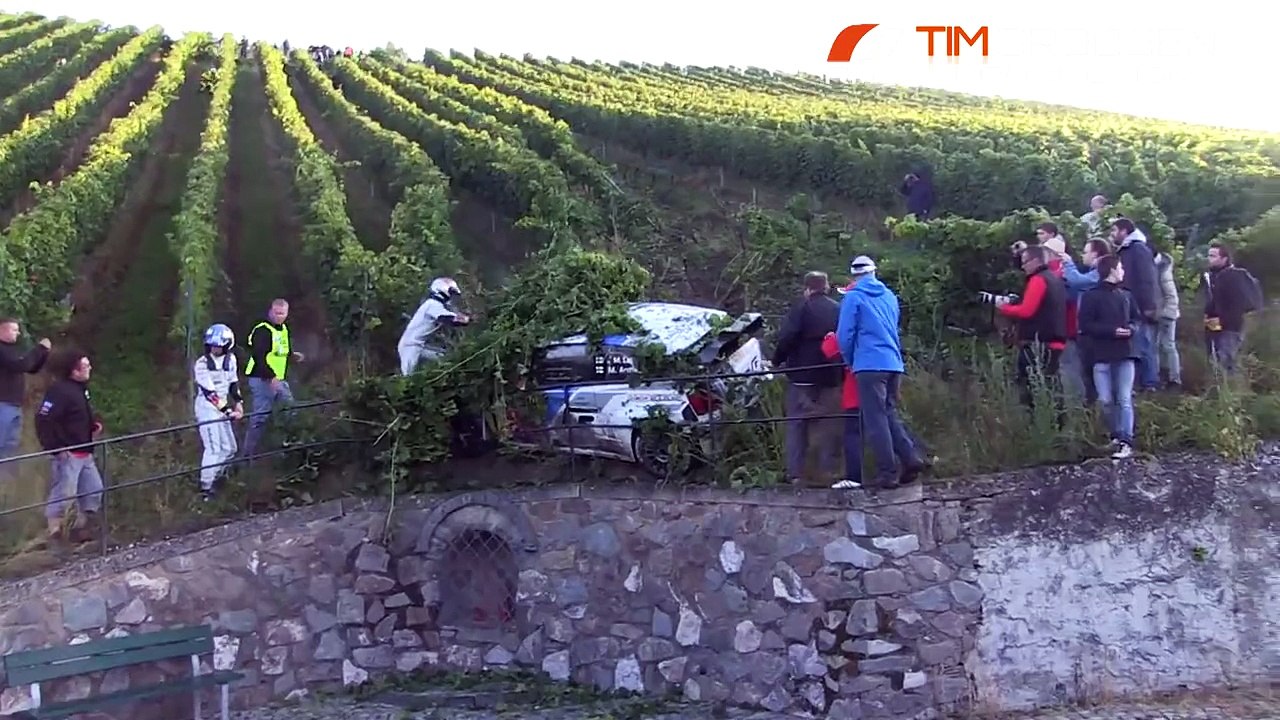 FULL VIDEO Crash Jari Mati Latvala, of "The Landing" Adac Rallye Deutschland 2014