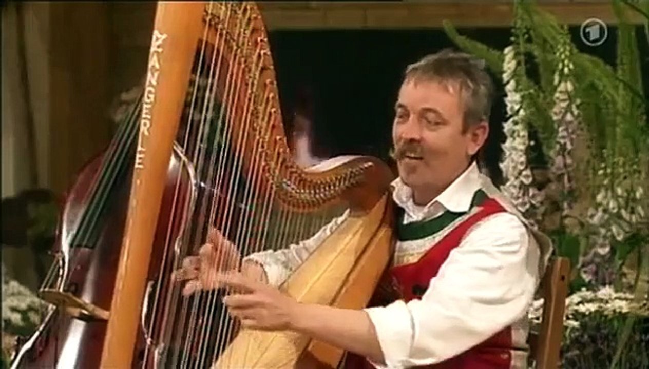 Ursprung Buam - Latte Macchiato , Zilertaler Hochzeitsmarsch & Zillertaler Bravourjodler LIVE !!!!